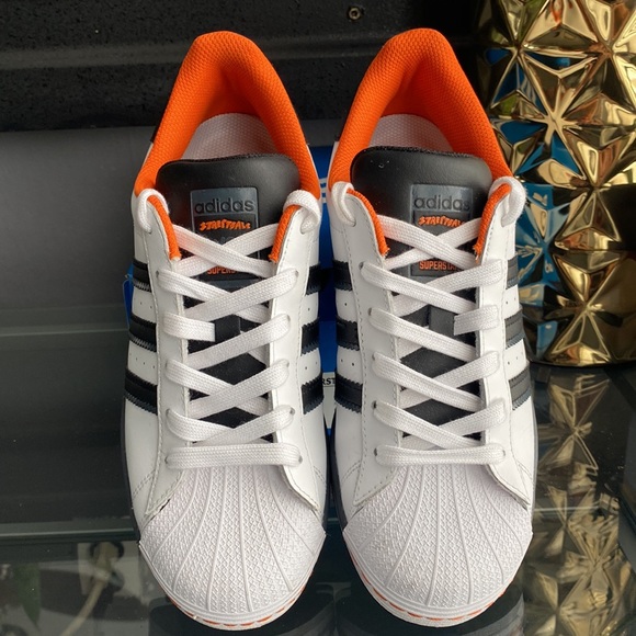 Adidas Superstar Sneakers